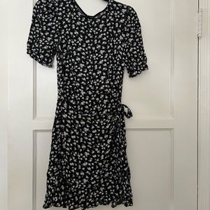 Abercrombie & Fitch Black Floral Puff Sleeve Faux Wrap Dress